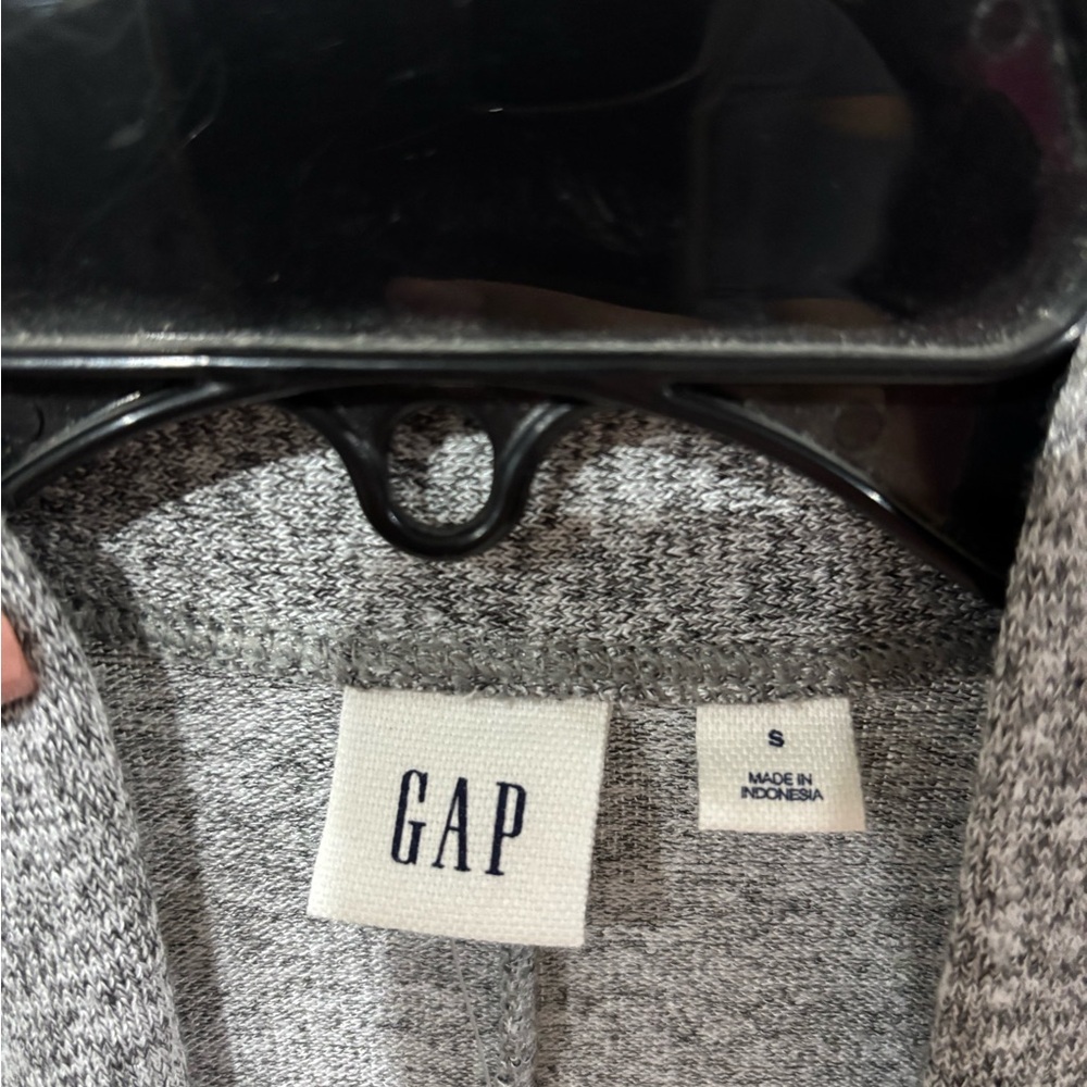 Brand new never worn cute cozy kimono sweater - Picture 3 of 4